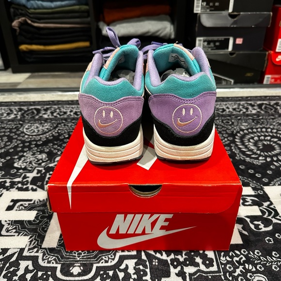 🔥Nike Air Max 1 Have a Nike Day🔥 - Picture 4 of 5